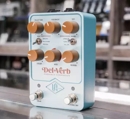 Store Special Product - Universal Audio - Del-Verb Ambience Companion